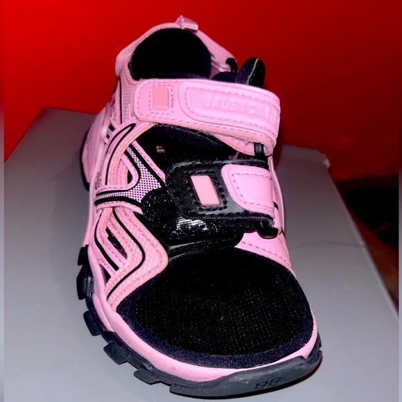 - Toddler balenciaga size 11 worn twice in good condition - Picture 3 of 5